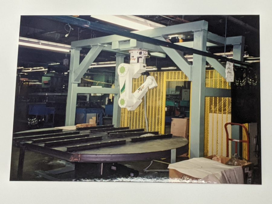 Reliable Robot Welds for More Than 20 Years Kawasaki Robotics VN800