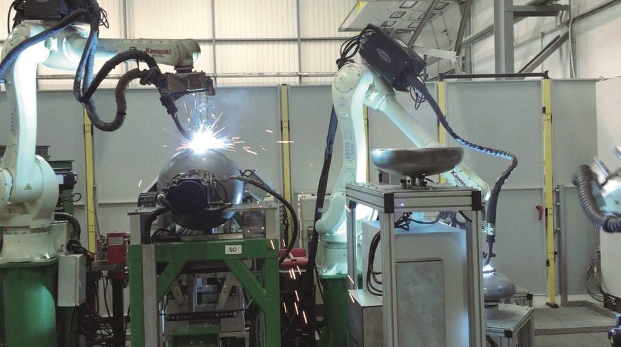 Využití průmyslových robotů v procesu výroby znamená získat prostředky pro plnění nejvyšších kvalitativních požadavků a současně záruku vysokého výkonu.