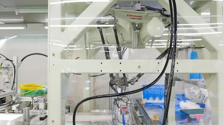 Produkcja masek Kawasaki Y-Series Pick and Place