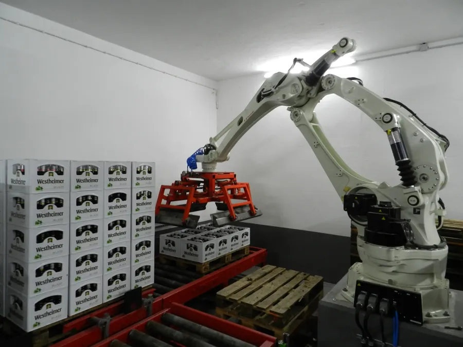 Robotic Palletizing in a German Brewery
